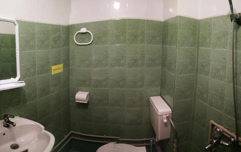 חדר סטנדרט, The White House