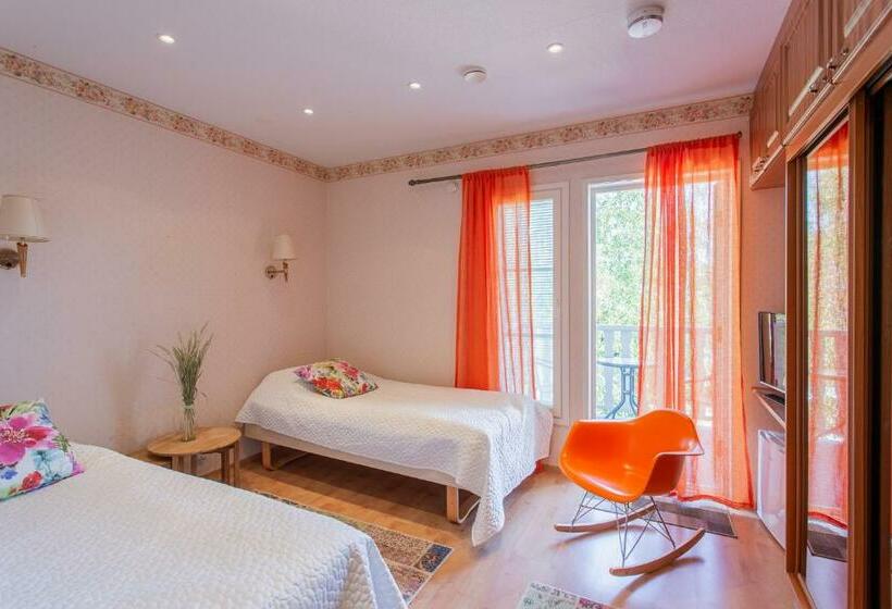 Номер Стандарт, Saaristohotelli Vaihela