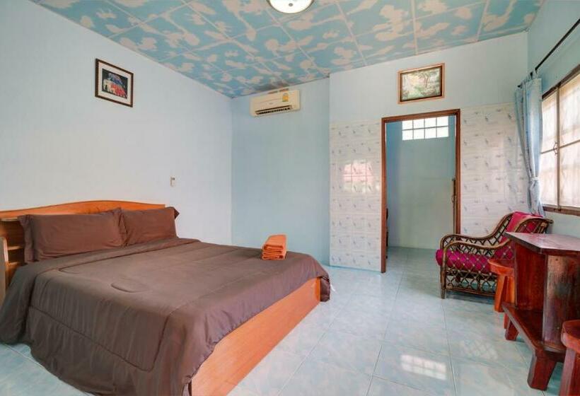 בקתה סטנדרטית, Sawai Home Resort