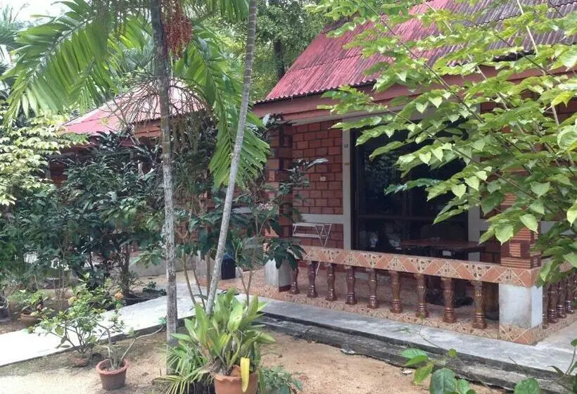スーペリアーバンガロー, Sawai Home Resort