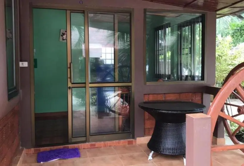 景色の見えるスタンダード４人部屋, Sawai Home Resort