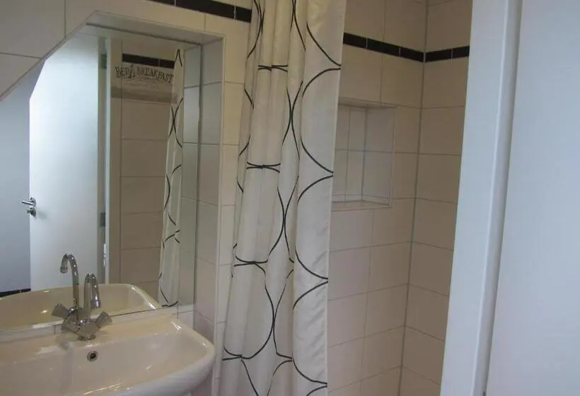 バス共有のスタンダードルーム, B&b Onder Ons Riet