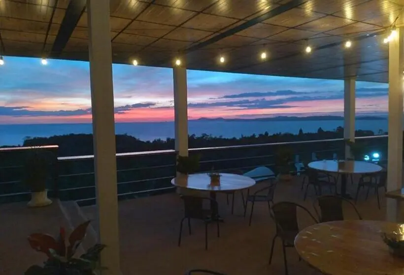 海の見える１ベッドルームアパートメント, Casa Blanca Inn