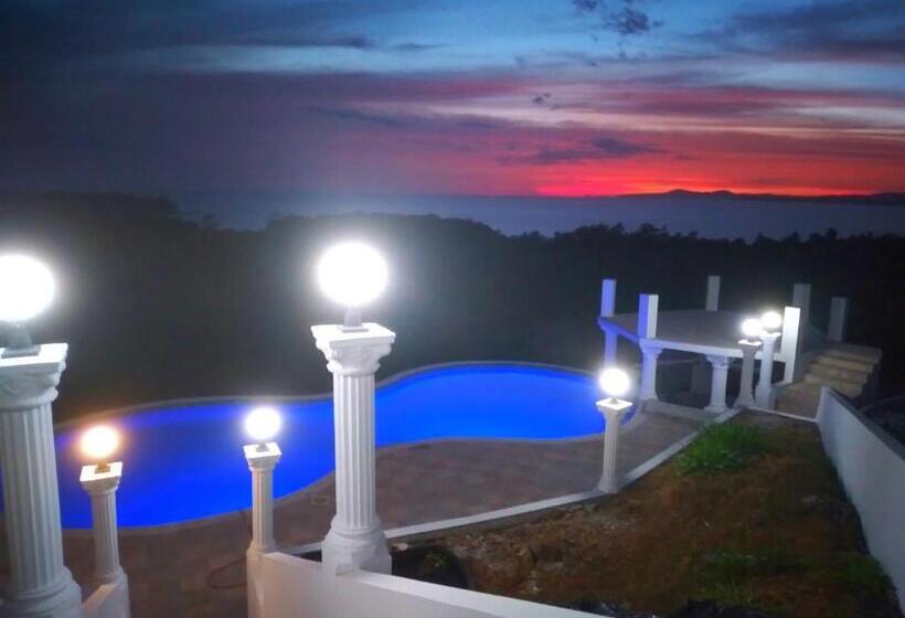 شقة غرفتين, Casa Blanca Inn