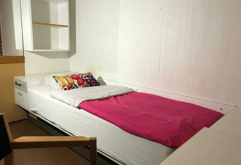 エコノミーシングルルーム, & Hostel Silmu