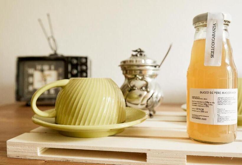 マウンテンビューデラックスルーム, Lou Porti