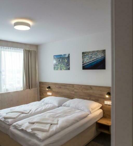 غرفة إقتصادية, Monínec   Depandance Nová Javorka