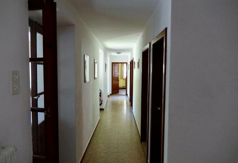 חדר סטנדרט נוף להרים, Pension Bellevue Gondo