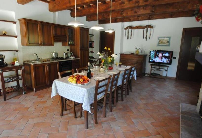 带2个卧室的公寓, Agriturismo Il Sentiero