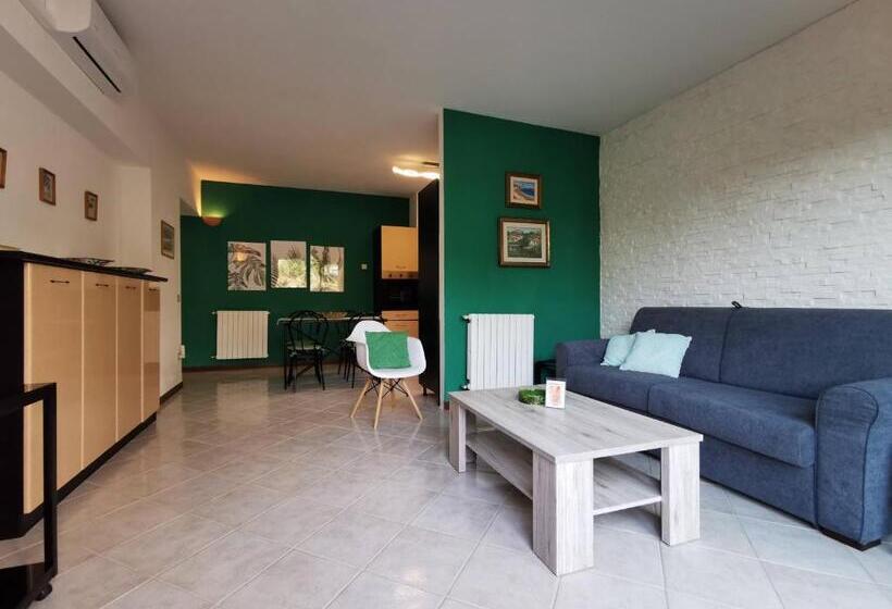 شقة غرفة واحدة, B&b Gianni E Pia