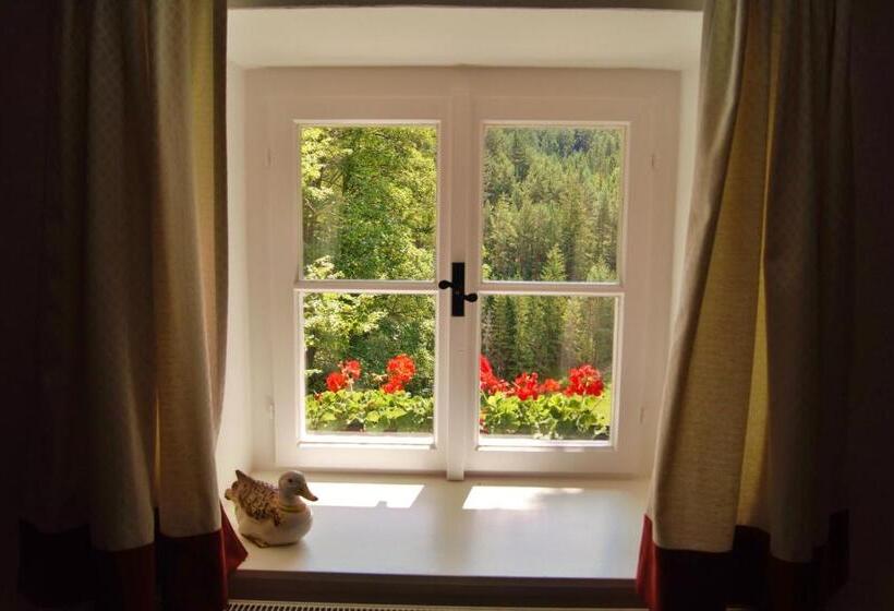 סוויטה נוף לגינה, Landsitz Oberhof Petit Hôtel