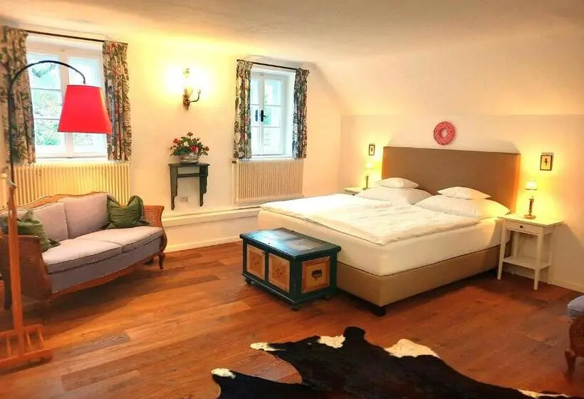 山の見えるジュニアスイート, Landsitz Oberhof Petit Hôtel
