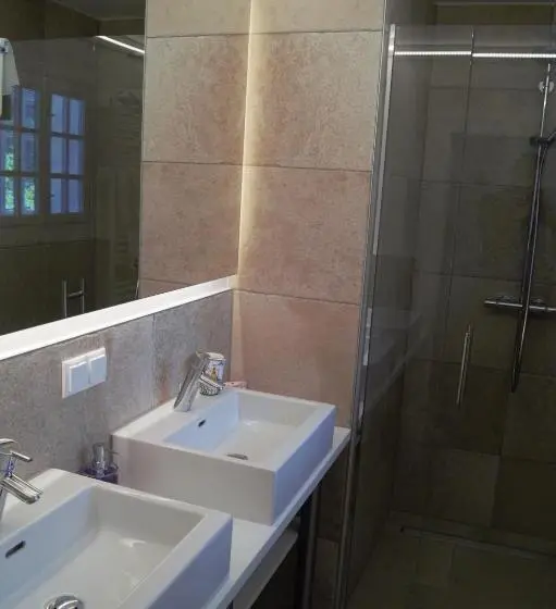 山の見えるジュニアスイート, Landsitz Oberhof Petit Hôtel