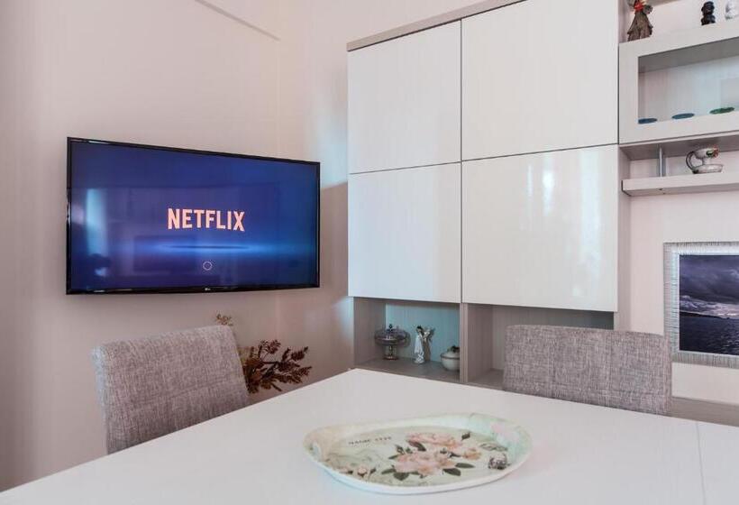 דירת חדר נוף לגינה, Oasi Verde