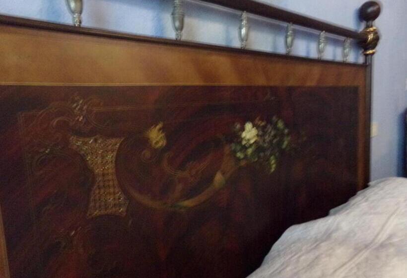 غرفة قياسية ثلاثية مع حمام خارجي, Affittacamere Ferrari