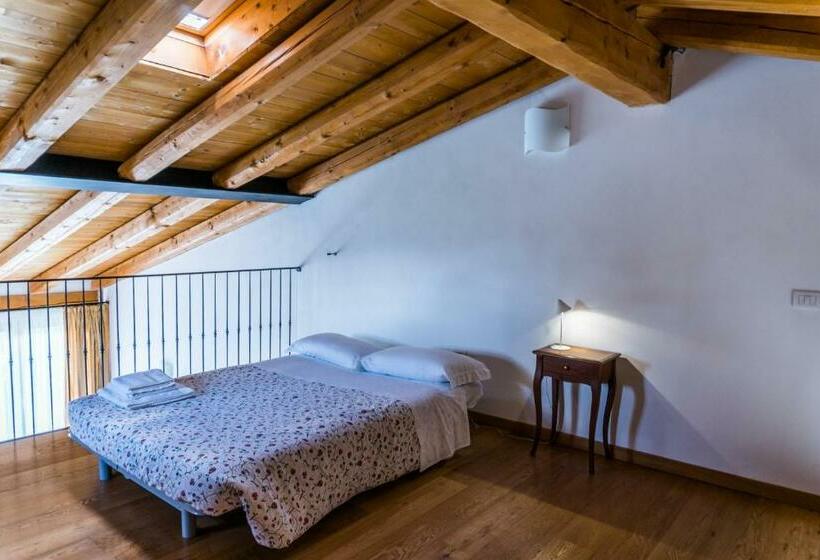 דירת חדר נוף לבריכה, Agriturismo Dai Gobbi