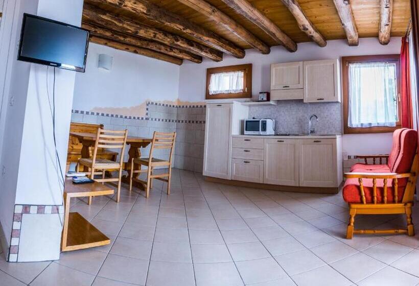 带1个卧室的带阳台的公寓, Agriturismo Dai Gobbi