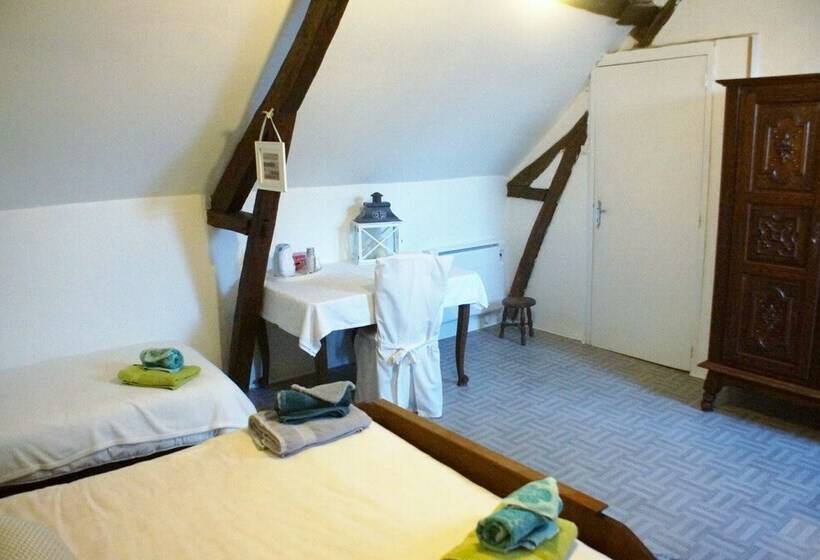 חדר משפחתי, La Bretonnière Longère Picarde