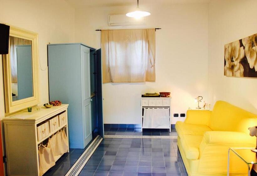 Apartament 1 Sypialnia, Le Mãƒâ nnare Case Vacanze Di Metopa Srl