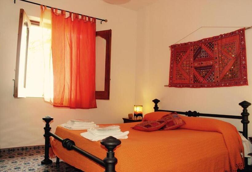 Apartament 2 Sypialnie, Le Mãƒâ nnare Case Vacanze Di Metopa Srl