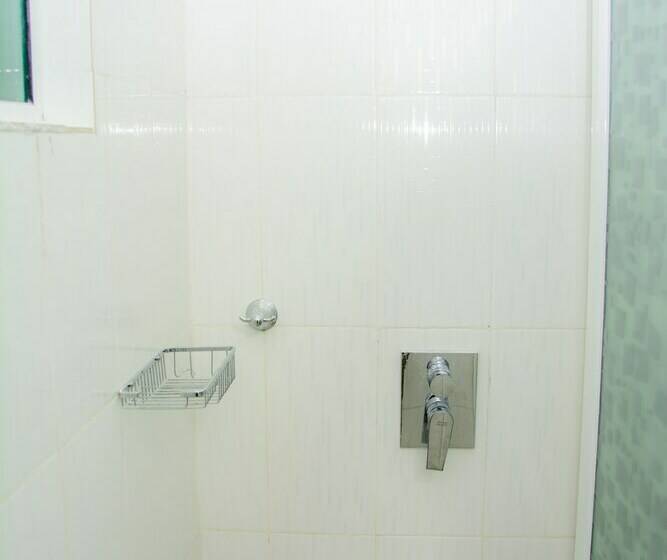 풀 전망 디럭스 3인룸, Villa White