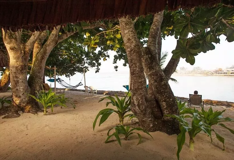 ویلای استاندارد با چشم‌انداز باغ, Breakas Beach Resort