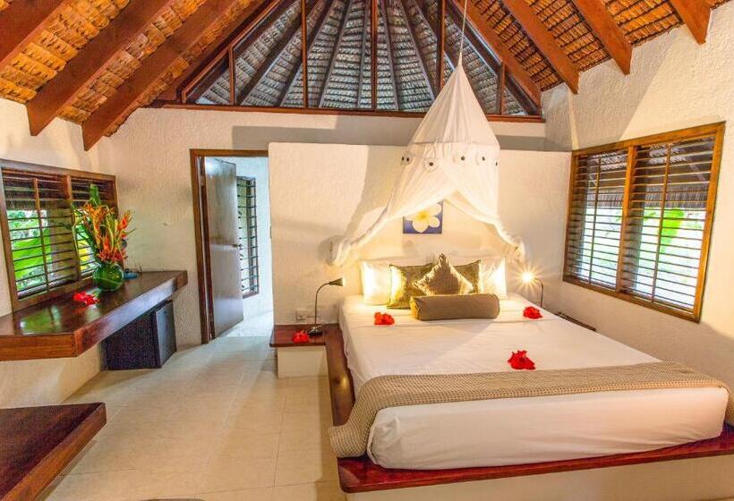 Standard Bungalow Garden View, Breakas Beach Resort