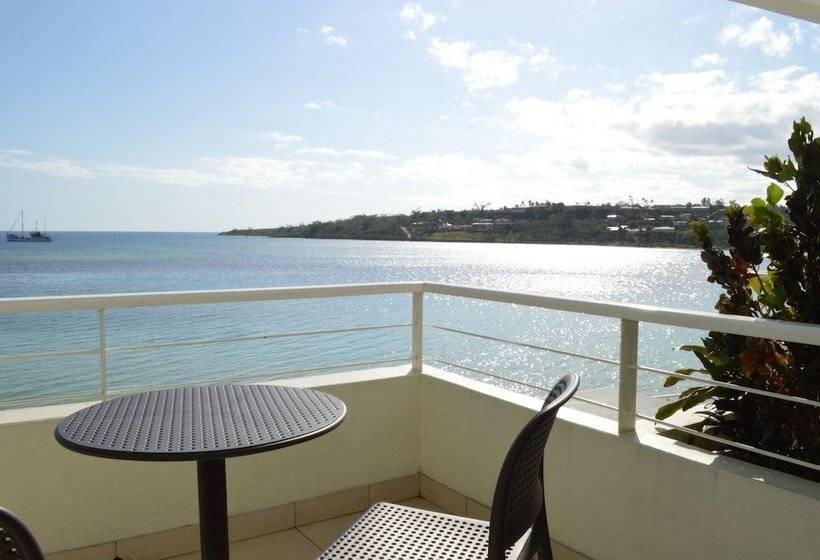 استودیو ساده, Chantilly S On The Bay