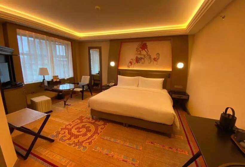 キングサイズベッドのスーペリアルーム, Chengdu Tibetan Hotel Free Welcome Tibetan Tea