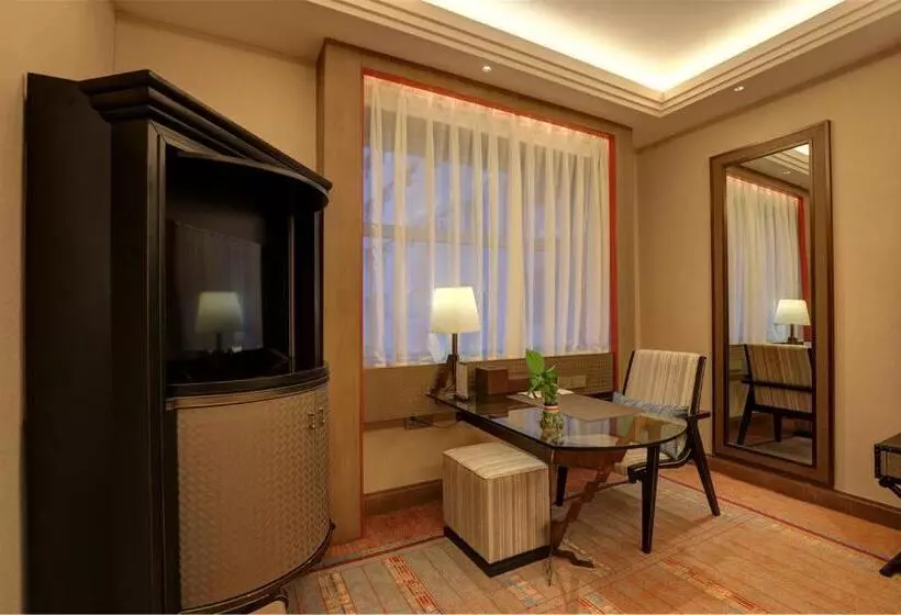 キングサイズベッドのスーペリアルーム, Chengdu Tibetan Hotel Free Welcome Tibetan Tea