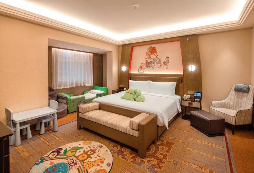 Семейный Номер Deluxe, Chengdu Tibetan Hotel Free Welcome Tibetan Tea
