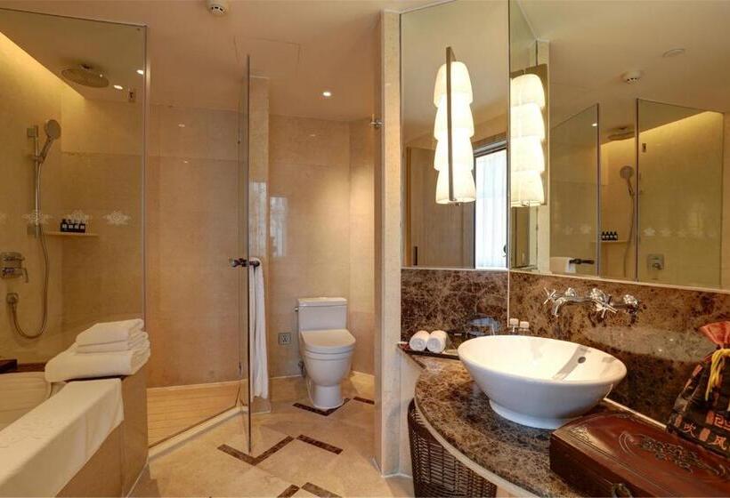 Номер Deluxe, Chengdu Tibetan Hotel Free Welcome Tibetan Tea