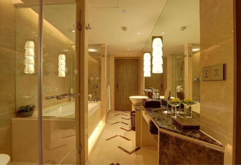 Номер Deluxe Кровать Кинг, Chengdu Tibetan Hotel Free Welcome Tibetan Tea