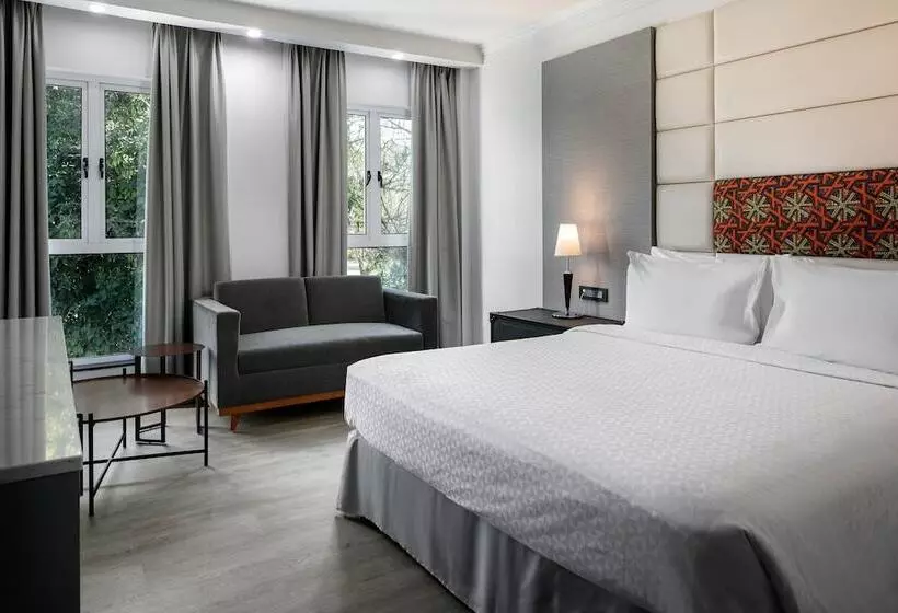 سوئیت پریمیوم, Four Points By Sheraton Arusha, The Arusha