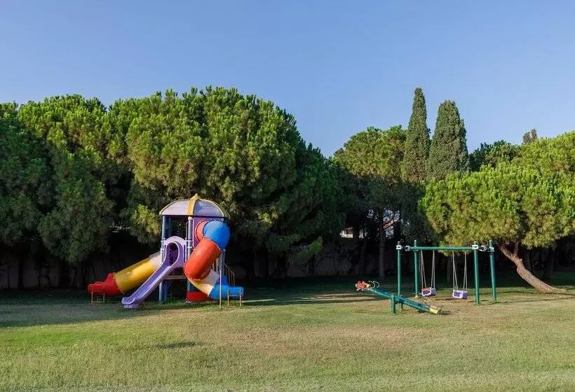 اتاق استاندارد با چشمانداز باغ, Grand Hotel Ontur Cesme