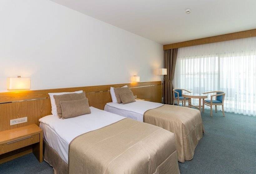 חדר סטנדרט נוף לגינה, Grand Hotel Ontur Cesme