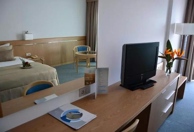 اتاق استاندارد با چشمانداز باغ, Grand Hotel Ontur Cesme
