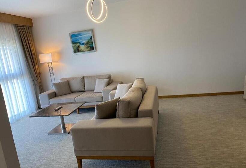 סוויטה אקזקיוטיב, Grand Hotel Ontur Cesme