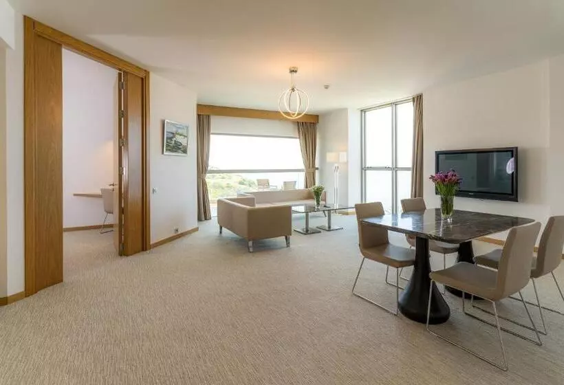 سوئیت با تخت بزرگ, Grand Hotel Ontur Cesme