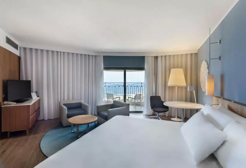 スイート, Hilton Malta