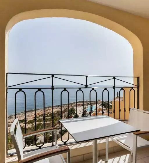 スイート, Hilton Malta