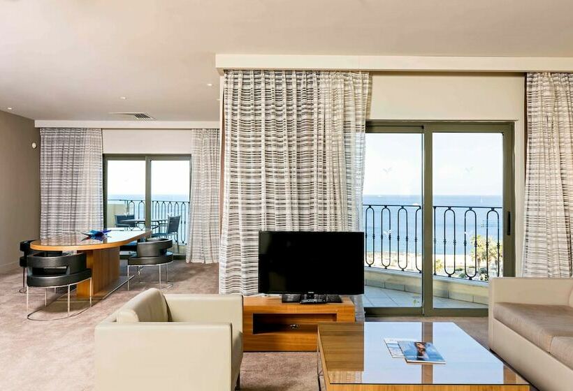 سوییت, Hilton Malta