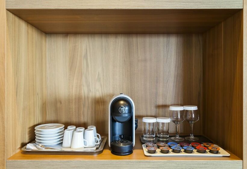 سوییت, Hilton Malta