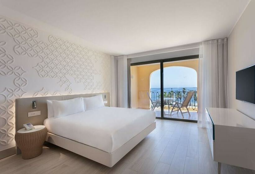 سوییت لوکس, Hilton Malta