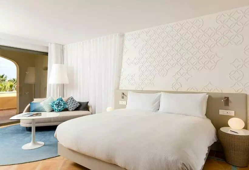 ガーデンビューデラックスルーム, Hilton Malta