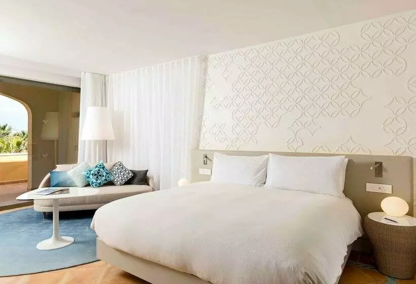ガーデンビューデラックスルーム, Hilton Malta