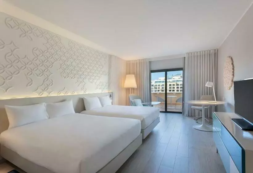 エグゼクティブファミリールーム, Hilton Malta