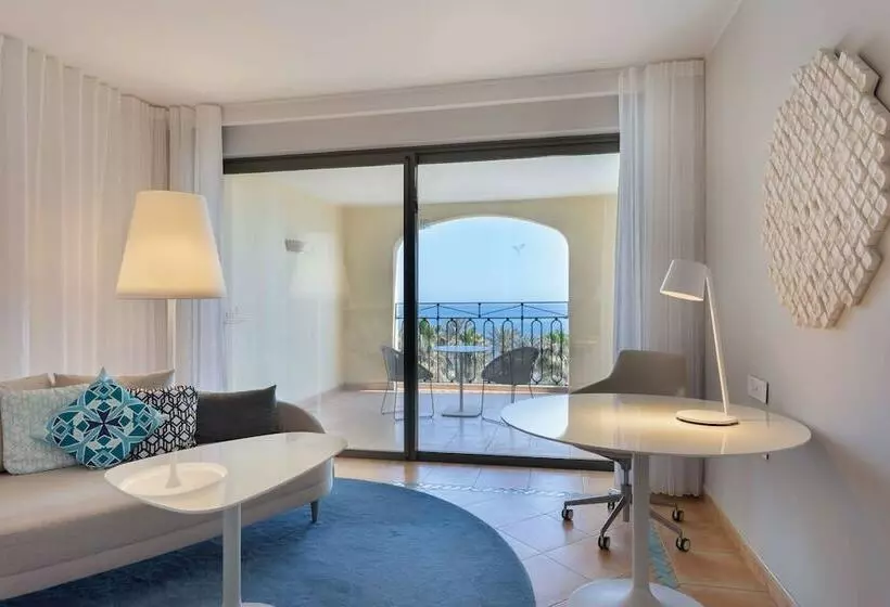 オーシャンビューデラックスルーム, Hilton Malta