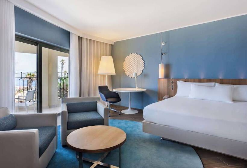 سوییت, Hilton Malta