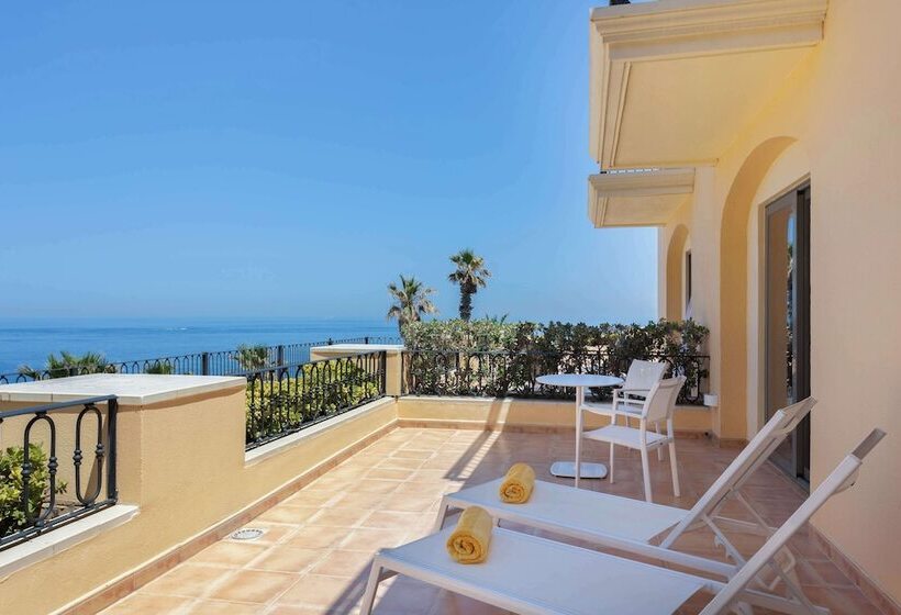 سوییت, Hilton Malta